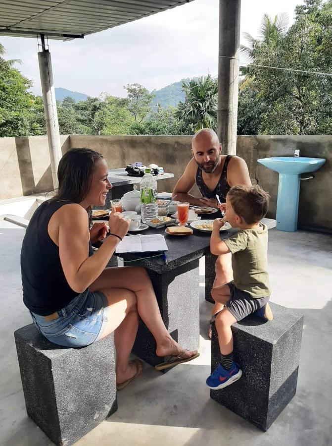 Sura Homestay Kandy Eksteriør billede