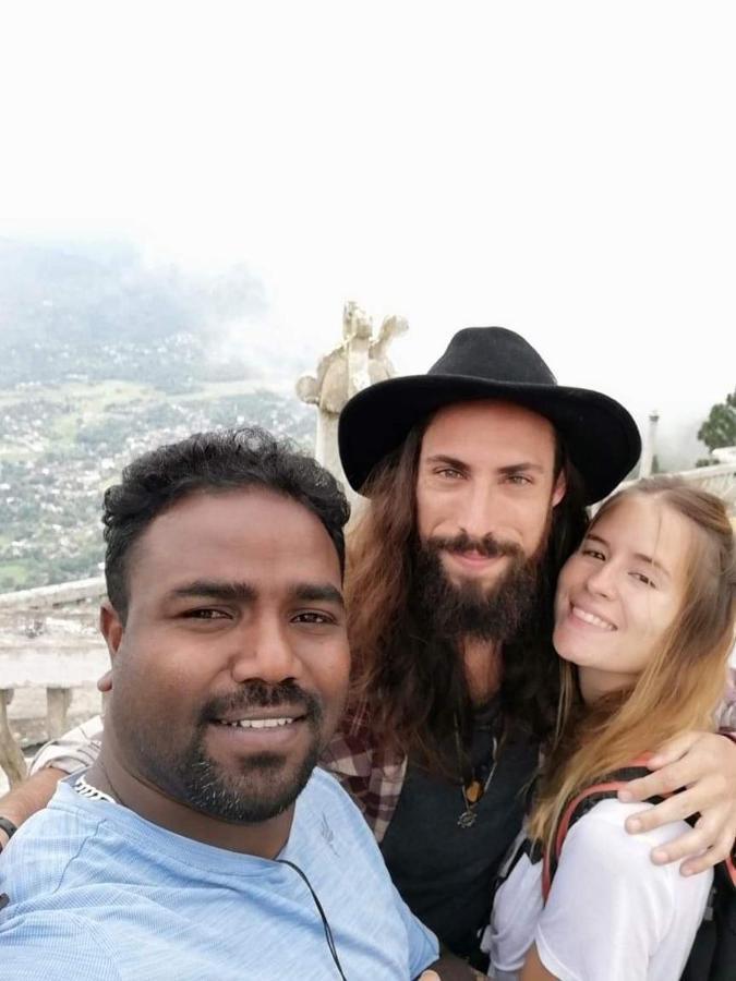 Sura Homestay Kandy Eksteriør billede