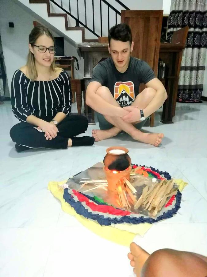 Sura Homestay Kandy Eksteriør billede