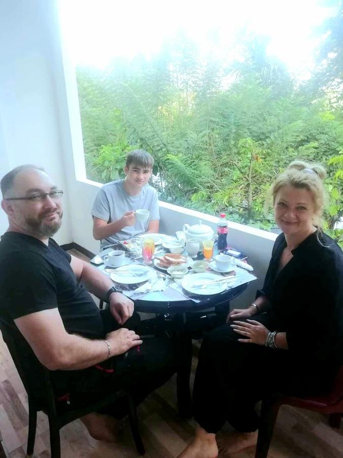 Sura Homestay Kandy Eksteriør billede